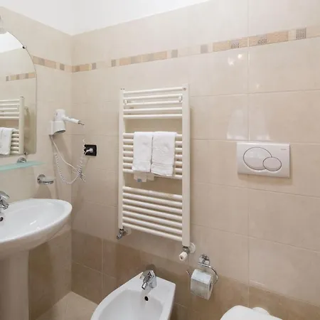 Moderna Hotell Genua