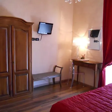 Moderna Hotel Génova